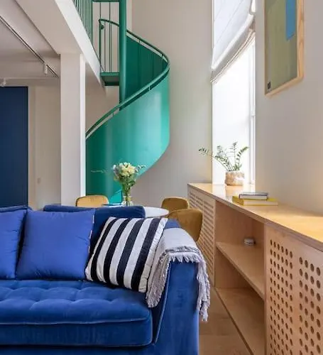 Dzīvoklis Designer Loft In The City Center