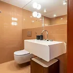 Designer Loft In The City Center ריגה