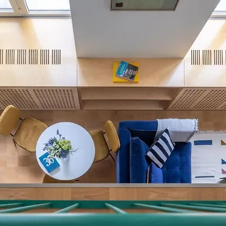 דירה Designer Loft In The City Center