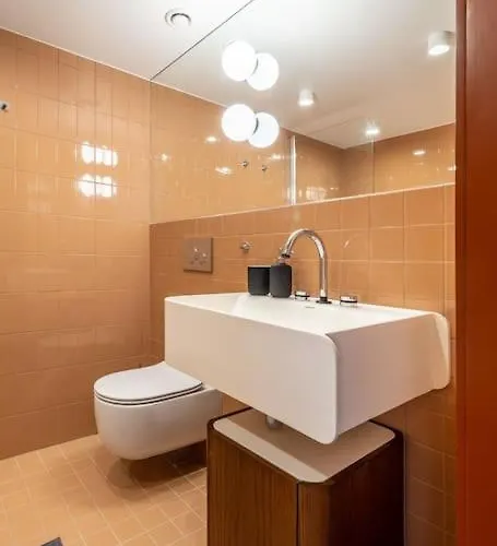 Designer Loft In The City Center Рига